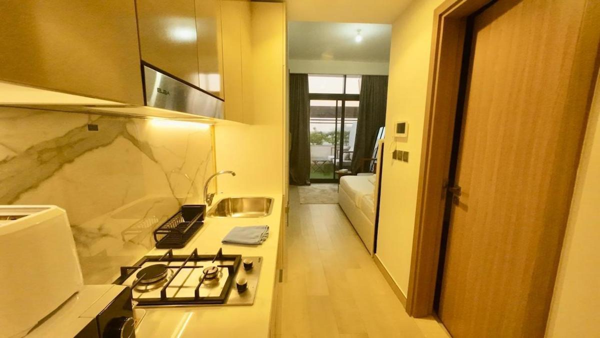 Apartment Amazing In Azizi Riviera 1