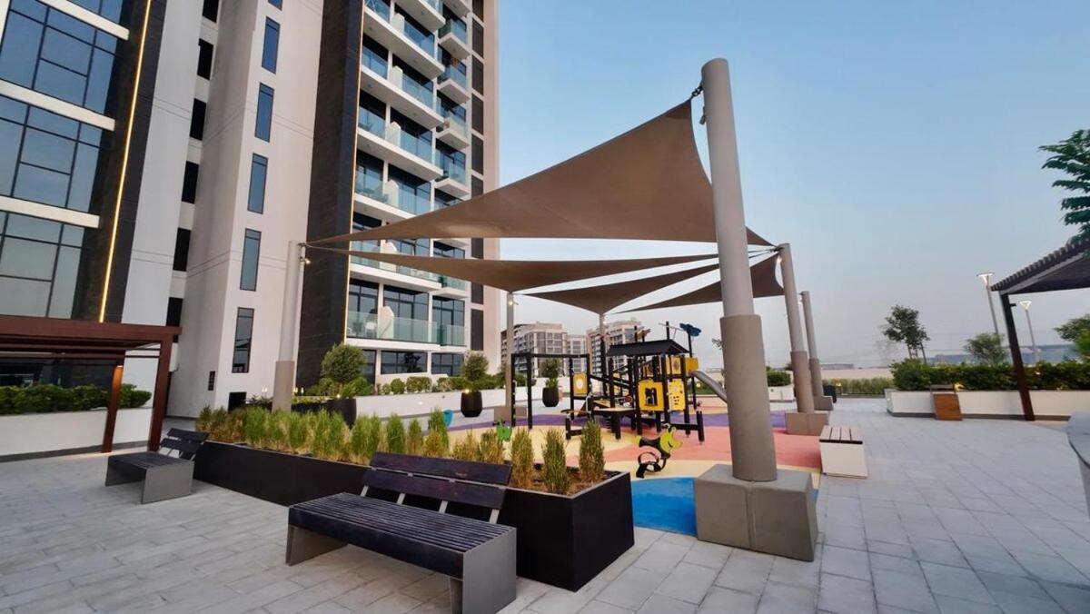 Amazing In Azizi Riviera 1 Apartment *